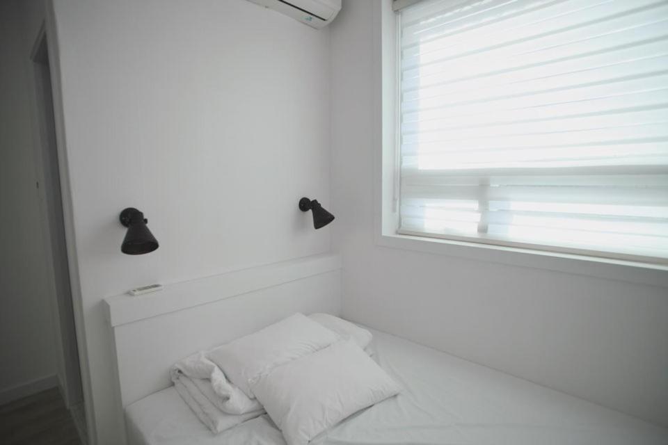 Romantic Ocean Yeosu Exterior foto